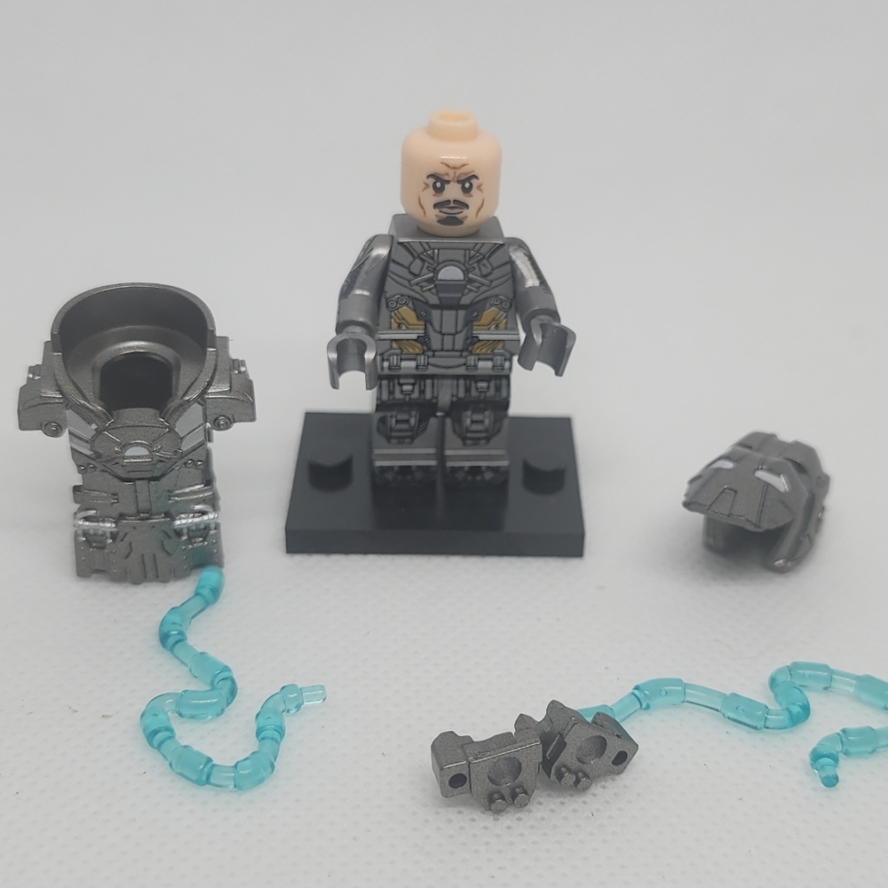 Silver custon lego iron man wiplash complete uniform CQ03-M4 mini figure - Picture 4 of 10